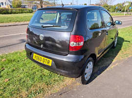 Volkswagen Fox, 2010 (60) Black Hatchback, Manual Petrol, 123,064 miles
