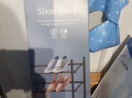 Shoe rack