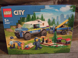 New Lego City Mobile Police Dog Training