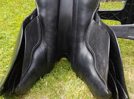 **Reduced Further - BARGAIN** - Black Country Show Hunter Saddle - 17.5