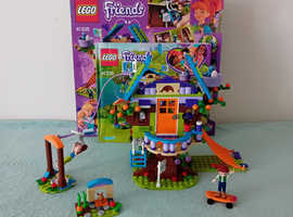 Lego Friends Mia's Treehouse 41335. Excellent condition with all pieces, box and instructions
