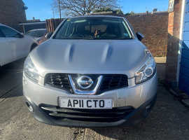 Nissan Qashqai, 2011 (11) Silver Hatchback, Manual Diesel, 91,842 miles