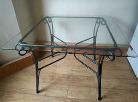 Glass top dining room table, no chairs