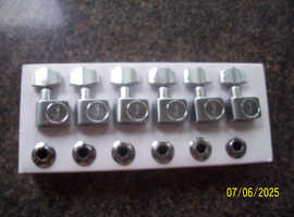 Fender stratocaster machine heads