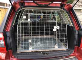 Freelander 2 2024 dog cage