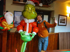 Award winning balloon artist 'jimini-twist'