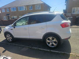 Ford Kuga, 2011 (11) White Estate, Manual Diesel, 152,000 miles