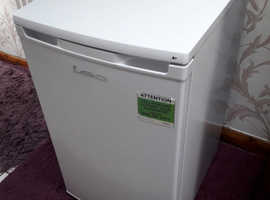 Lec  ice box fridge