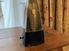 Used GLEAM Mechanical metronome (with interval chimes) as found on major shopping sites online
