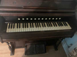 Free Antique Organ