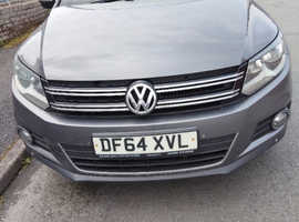 Volkswagen Tiguan, 2015 (64) Grey Estate, Manual Diesel, 145,250 miles