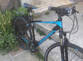 Like New Hybrid Boardman Bike