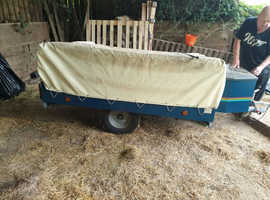 Raclet trailer tent