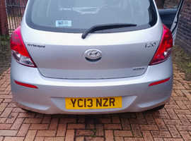 Hyundai i20, 2013 (13) Silver Hatchback, Manual Diesel, 85,910 miles