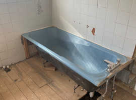 Cast Iron Bath Tub