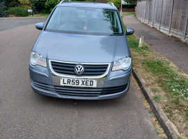 Volkswagen Touran, 2009 (59) Grey MPV, Automatic Diesel, 84,488 miles