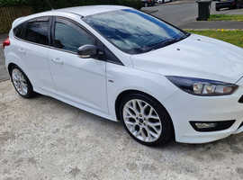 Ford Focus, St Line 2018 (18) White Hatchback, Manual Petrol, 46,304 miles
