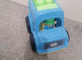 Build a block toy car