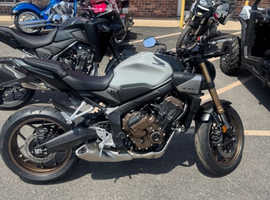 New 2025 Honda Standard Motorcycle CB650R E-Clutch For Sale
