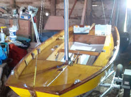 Bananas, a lovely old Mirror dinghy