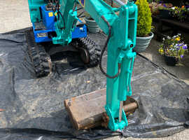 Micro digger.  Ihi