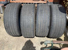 4x 255/50/19 radial tyres