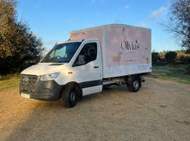 Dog grooming van