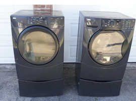 Kenmore Washer & Gas Dryer with Pedestal Drawer