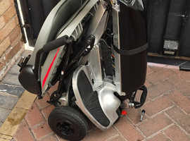 AutoGo Prestige. 12 Miles Range. 22 Stones Foldable Carboot Mobility Scooter