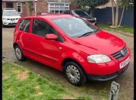 Volkswagen Fox, 2009 (59) Red Hatchback, Manual Petrol, 83,500 miles