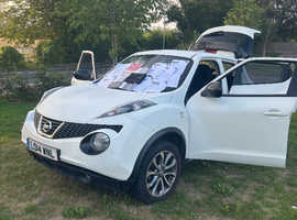 Nissan Juke, 2014 (14) White Hatchback, Manual Petrol, 62,099 miles