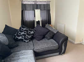 Large corner sofa black/grey DFS very good condition £250