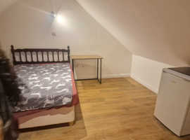Ensuite & Double Room Available for Rent