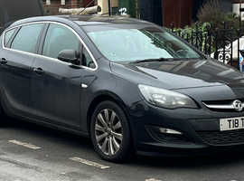 Vauxhall Astra, 2013 (63) Black Hatchback, Manual Diesel, 159,004 miles