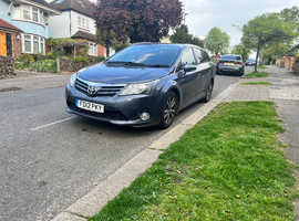 Toyota Avensis, 2012 Blue Estate