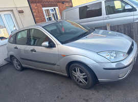Ford Focus, 2002 (02) Silver Hatchback, Manual Petrol, 100,031 miles