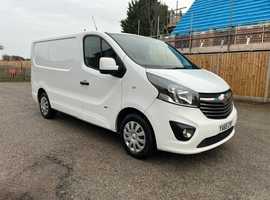 VAUXHALL VIVARO SPORT SWB