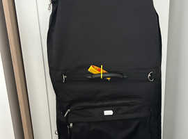Man's suit holder case