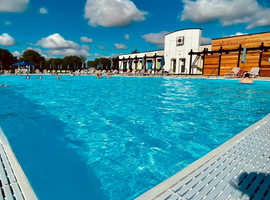 Discover Your Perfect Getaway at Tattershall Lakes
