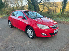 2010 Vauxhall astra exclusiv 1.2 cdti, 10 months mot, £20 tax per year