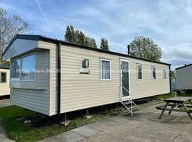 HOLIDAY LET ONLY - CARAVAN FOR HIRE. LOCATED IN THE LAKESIDE CARAVAN VILLAGE ON THE BUTLINS MINEHEAD RESORT, SOMERSET.
