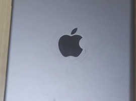 Ipad { Sim & Wifi }
