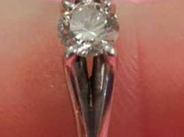 Exceptional Quality Diamond - Platinum Ring & Wedding Band