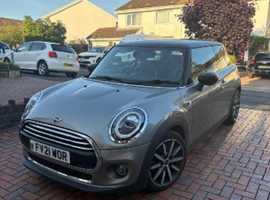 Mini MINI, 2021 (21) Silver Hatchback, Manual Petrol, 29,500 miles