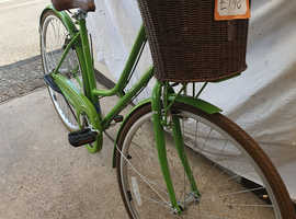 Ladies Claud Butler Sandringham 19"FRAME