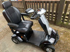 Kymco Maxi 8mph all terrain mobility scooter