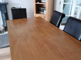Real oak table + 6 chairs