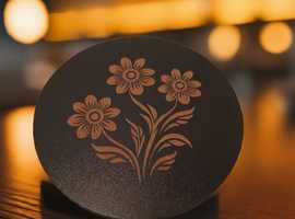 Set of 5 Round Wood Drink Coasters. Stylish. Bumper Feet. 9.5cm. Black Flowers Collection. PRICE £4.40