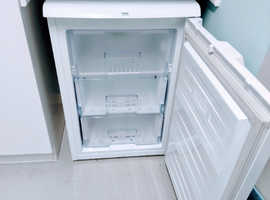 SHREWSBURY WHITE undercounter Freezer