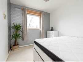 Double bedroom for rent in Corstorphine Edinburgh